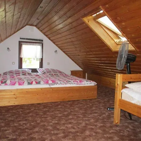 Holiday home Ferienhaus-der-familie-demmler Crottendorf